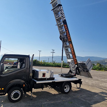 Νίκος - Μετακόμισεις Μεταφορές - Ανυψωτικό Μηχάνημα